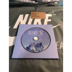 Iz*one HEART*IZ album, hitomi cover +pc
