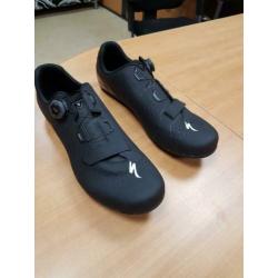 Wielrenschoenen specialized maat 48-49