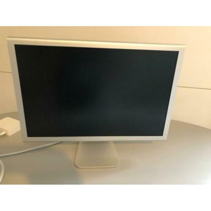 Apple Cinema Display 23 inch