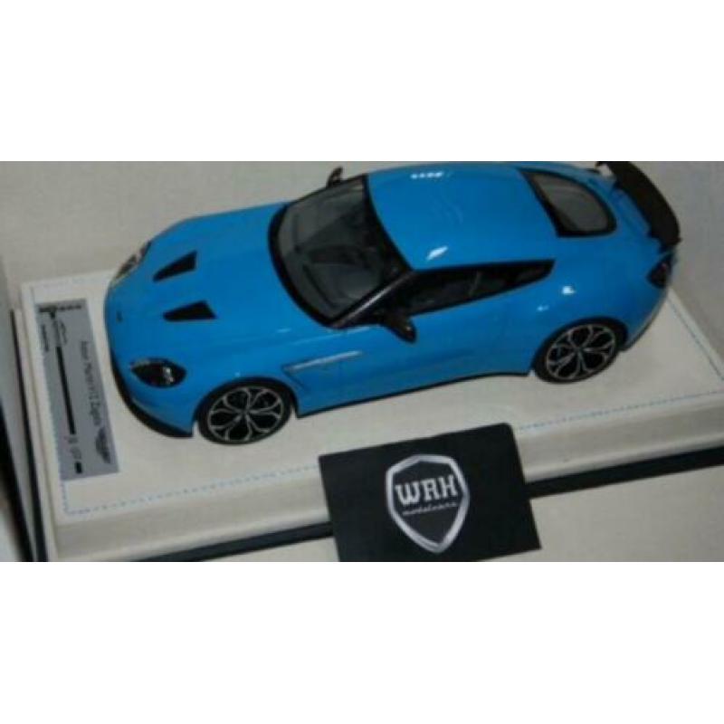 1:18
