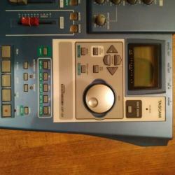 Tascam digital portastudio DP-01