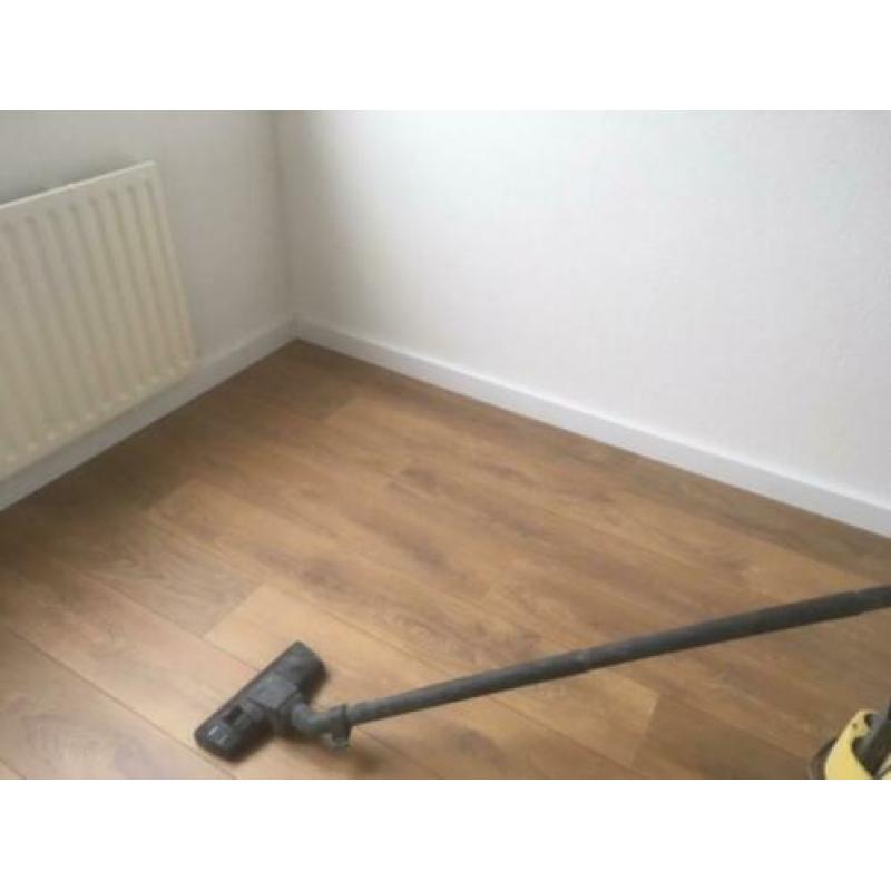 vloeren laminaatlegger laminaat pvc leggen legger vloer.