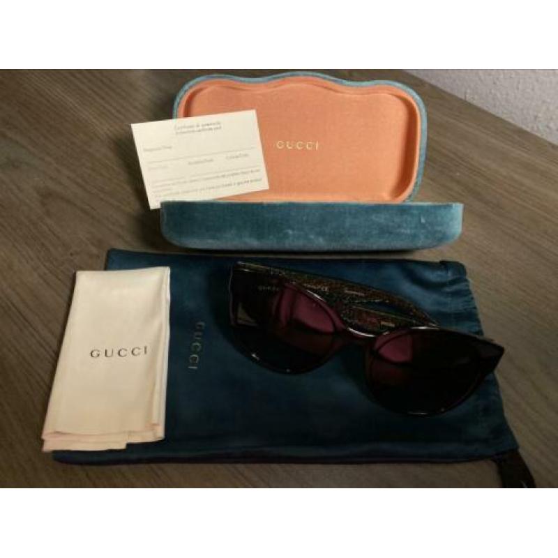 Gucci zonnebril, geen schade en amper gedragen