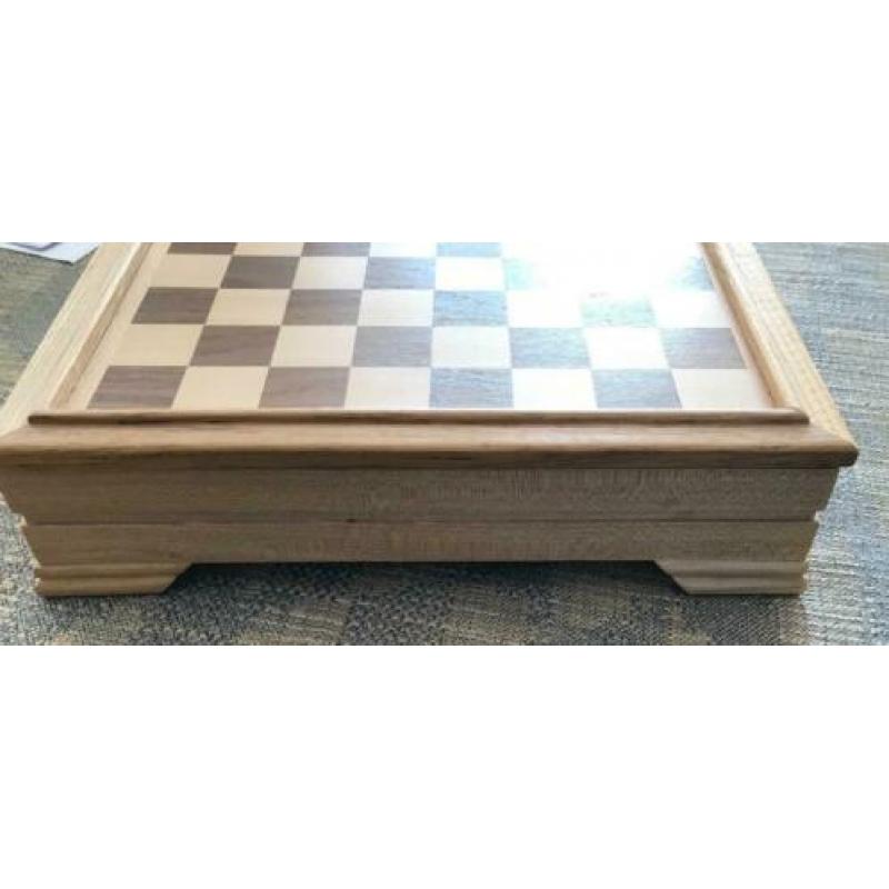 Spellen in een mooie verzameldoos