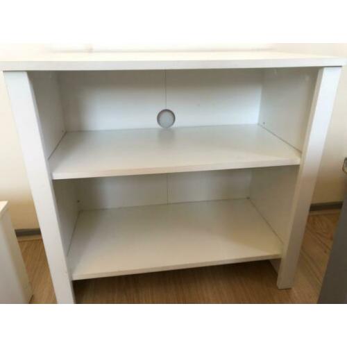 Tv meubeltje / boekenkastje