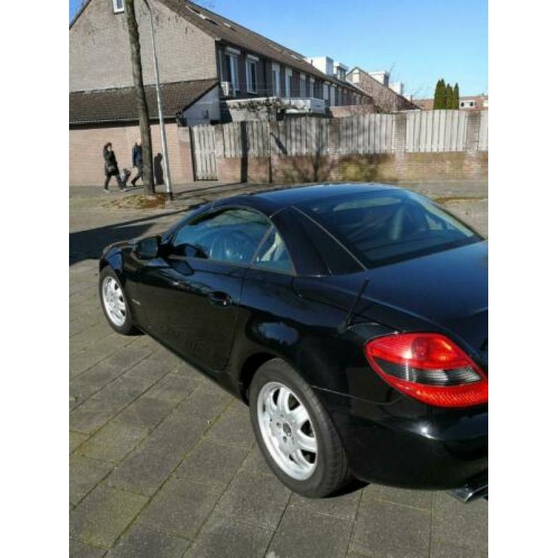 Mercedes SLK-Klasse 1.8 Slk200 Kompr Roadster 2008 Zwart