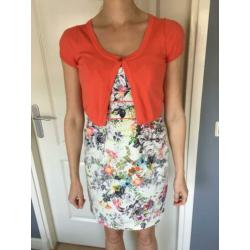 Steps wit gekleurde jurk met vestje mt38