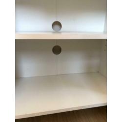 Tv meubeltje / boekenkastje