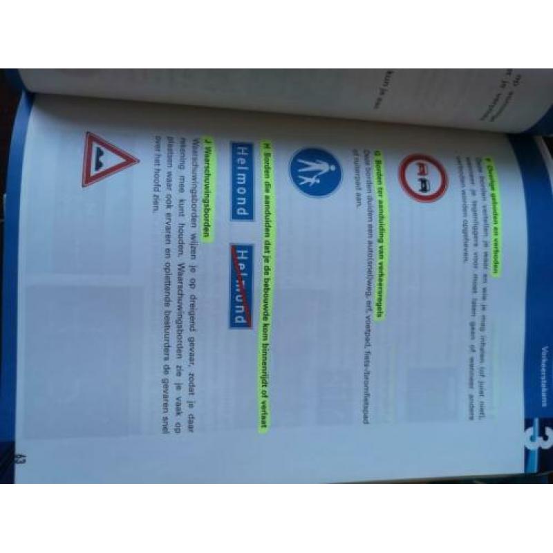 Auto rijbewijs theorieboek en examenvragen