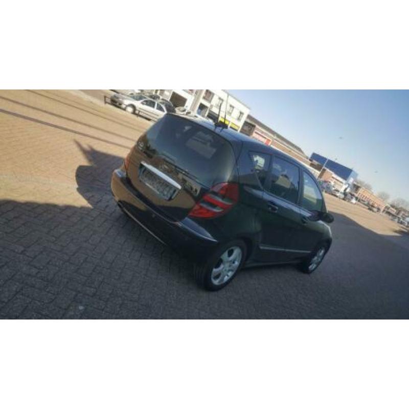 Mercedes A-Klasse A200 5DRS AUT 2005 Panoramadak/Leer/Enz.