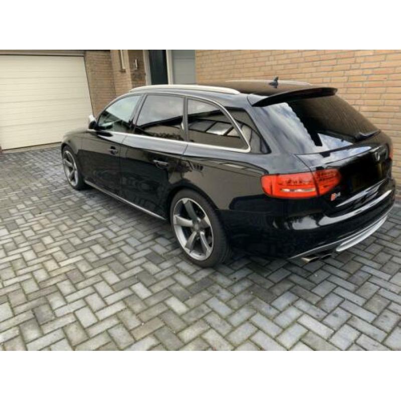 Audi S4 Avant 2009 Zwart