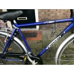 Te koop sportieve herenfiets met 21 versnellingen m 28 i