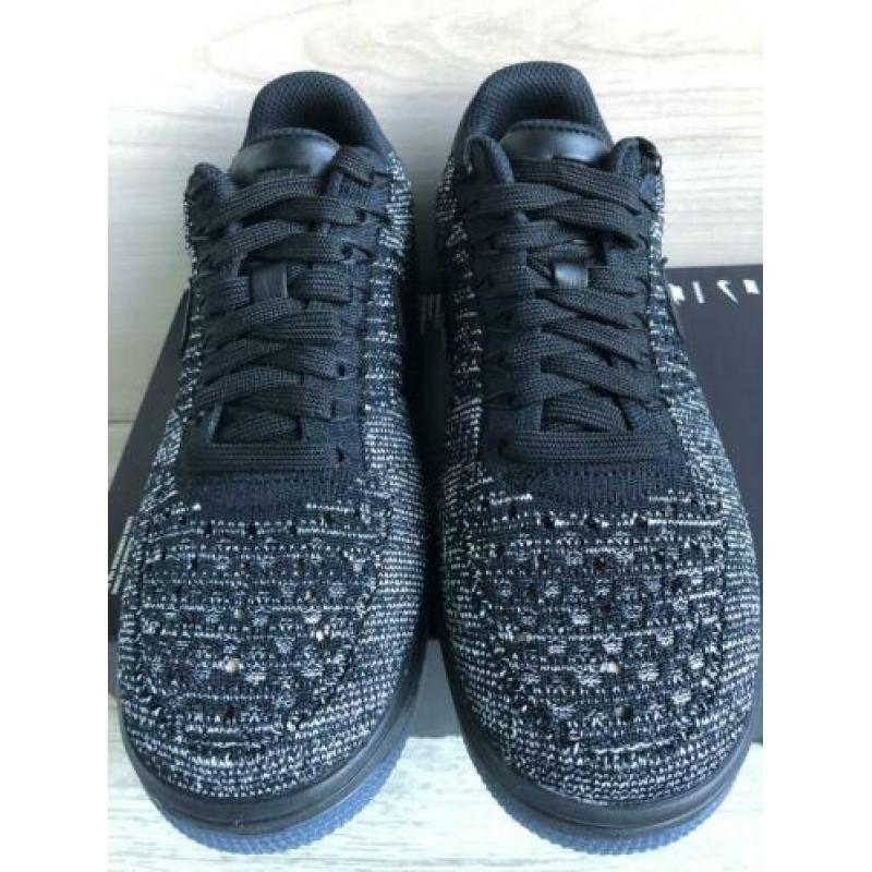 Nike Air Force 1 Flyknit Low 37.5