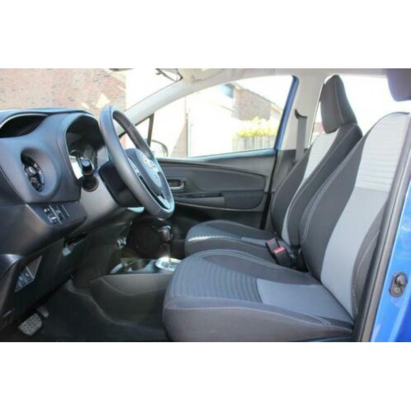 Toyota Yaris 1.5 Hybrid Executive Cruise Navi Pdc Safety Sen
