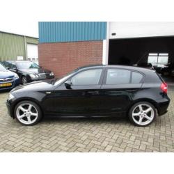 BMW 1-serie 118d Business Line AIRCO ! 5DEURS