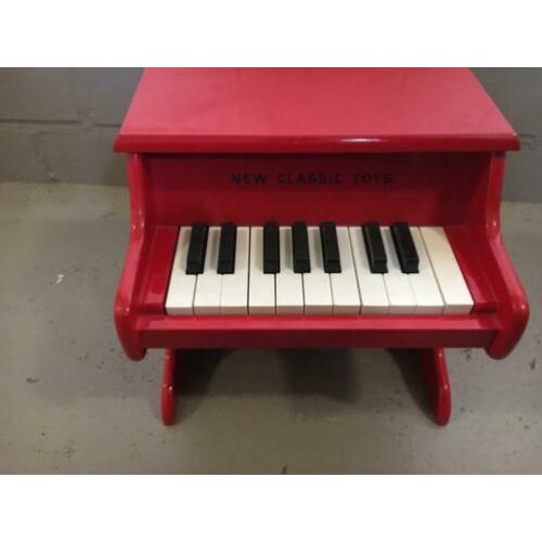New Classic Toys kinder piano