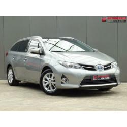Toyota Auris Touring Sports 1.8 Hybrid Lease * PANORAMADAK *