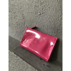 Nieuw Yves Saint Laurent etui