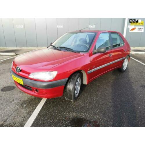 Peugeot 306 1.9 XND 1e eigenaarDealer onderhouden,NieuweAPK,