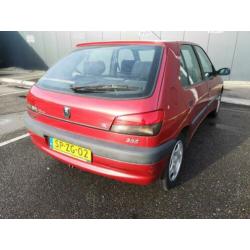 Peugeot 306 1.9 XND 1e eigenaarDealer onderhouden,NieuweAPK,