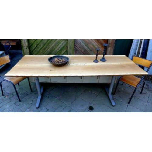 Prachtige eiken boomstam eettafel 207 cm