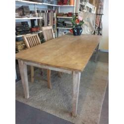 Mooie grote teak tafel
