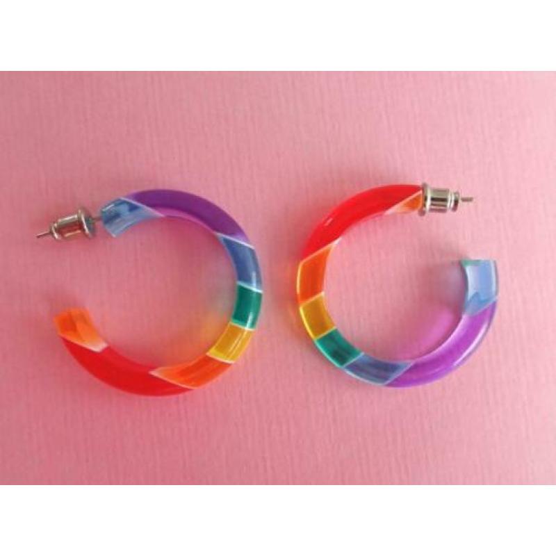jwg Vintage 80s 90s oorringen oorbellen lucite regenboog