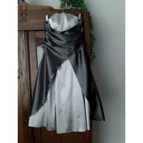 Te koop; Strapless Galajurk van het merk LISSA mt; S
