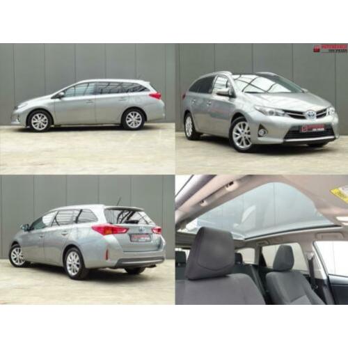 Toyota Auris Touring Sports 1.8 Hybrid Lease * PANORAMADAK *