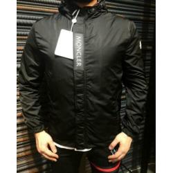 Moncler Jacket Zomer jas Louis vuitton Stone island