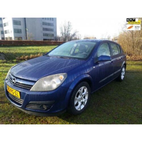 Opel Astra 1.6 Sport BENZINE 5 DRS ZO INGERUILD DUS ZO WEG P