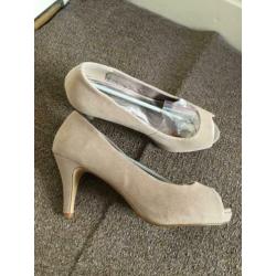 Peeptoe Pumps, nude, maat 40