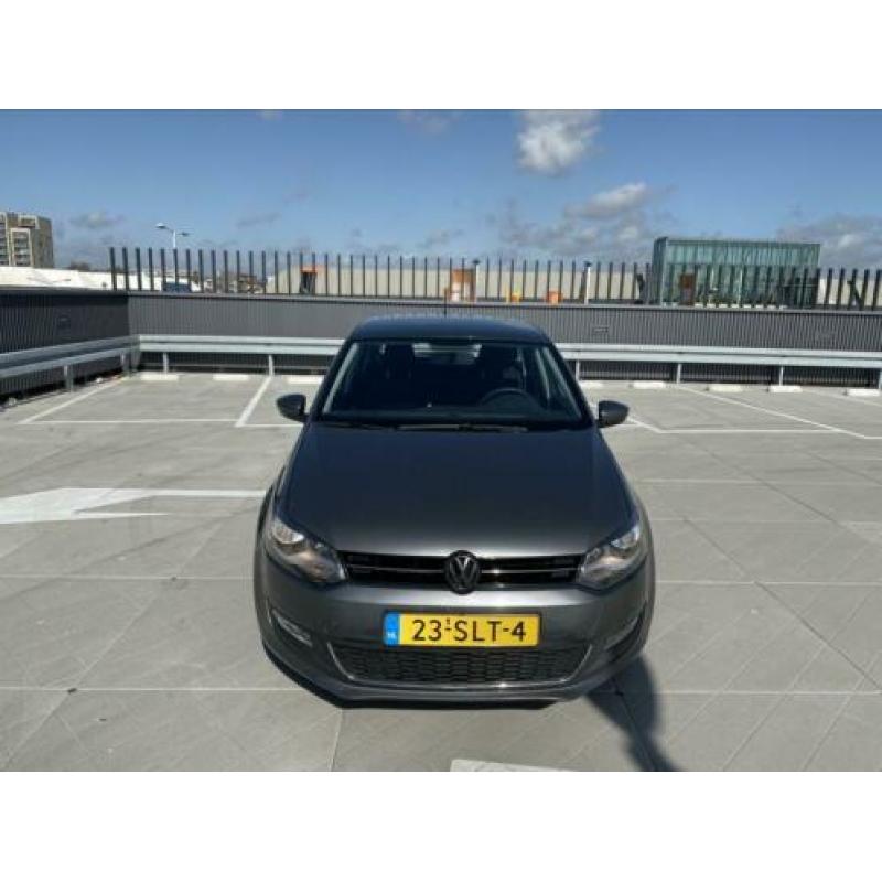 Volkswagen Polo 1.2 5deur 2011 Grijs