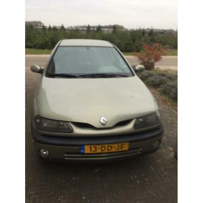 Renault Laguna 1.6 RTE 16V 1999 Groen