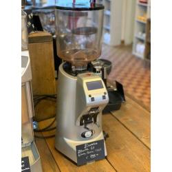Eureka ZENITH 65 E HS Grind on Demand espressomolen