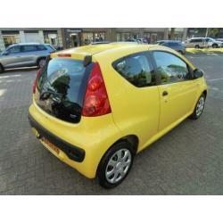 Peugeot 107 1.0 XR (bj 2011)