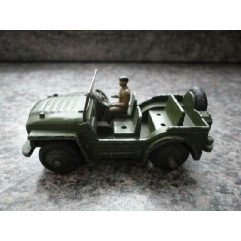 Austin Champ Dinky Toys Nr.674
