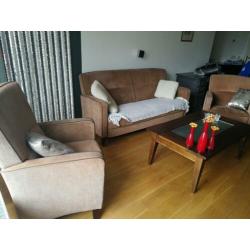 Bank en stoelen te koop!