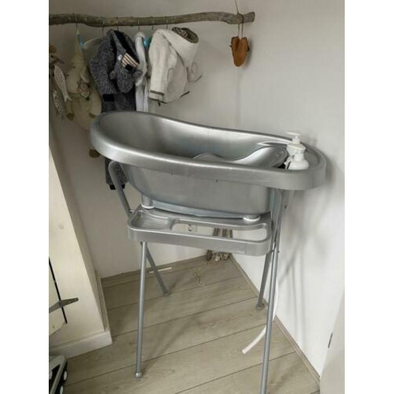 Babybadje zilver met alle toebehoren