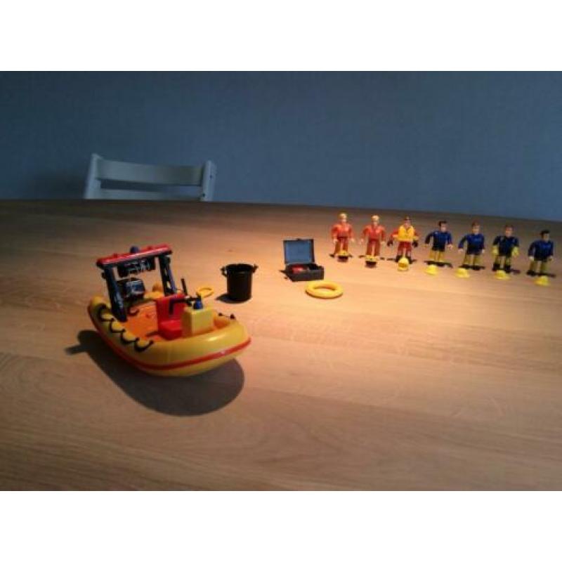 brandweerman Sam helikopter en reddingsboot en veel beweegba