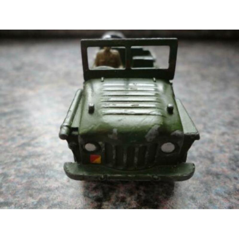 Austin Champ Dinky Toys Nr.674