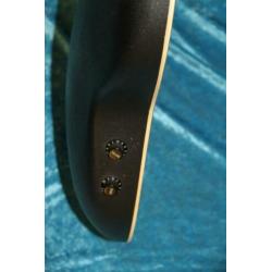 Ovation Celebrity CC57 1990