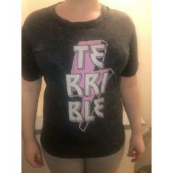 Grijs tshirt met roze maag l