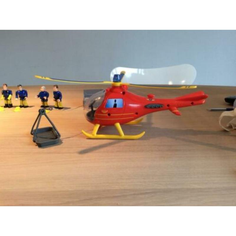 brandweerman Sam helikopter en reddingsboot en veel beweegba