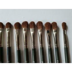 Diverse MAC Eye Brushes - 213, 216, 242 & 275