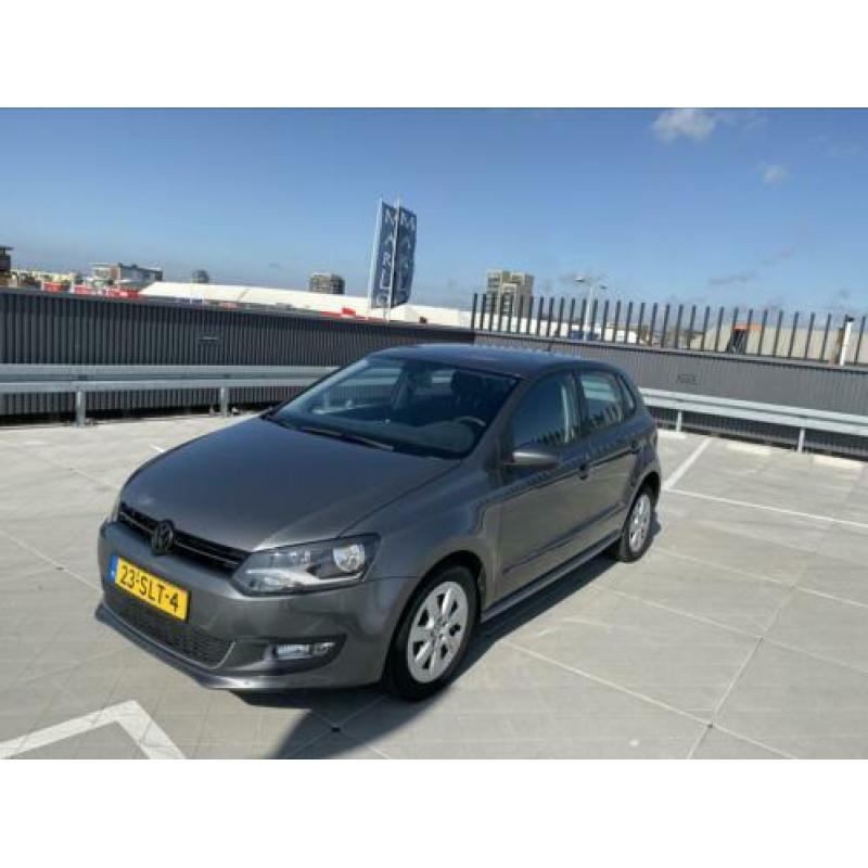 Volkswagen Polo 1.2 5deur 2011 Grijs