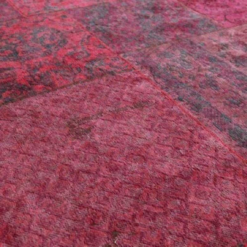 Patchwork carpet purple 200x300cm nu 349€ Giga meubel