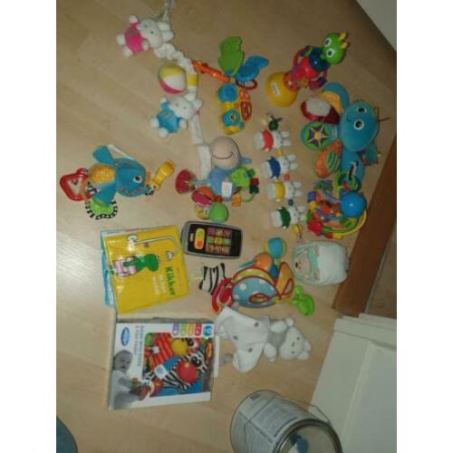 Zak vol babyspeelgoed