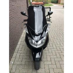 Yamaha YP 400 Majesty, Akrapovic demper, handvatverwarming