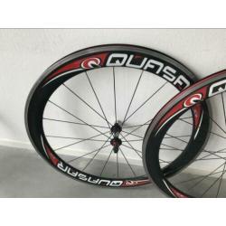 Quasar QC58 carbon wielset